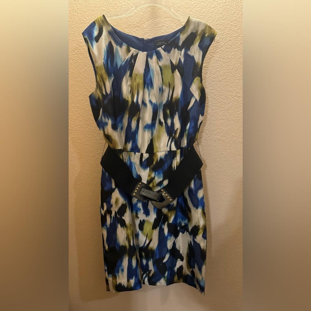 Tahari multi colored sleeveless dress, size 14